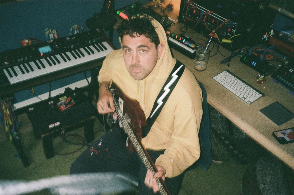 Hunny – Title&nbsp;Track